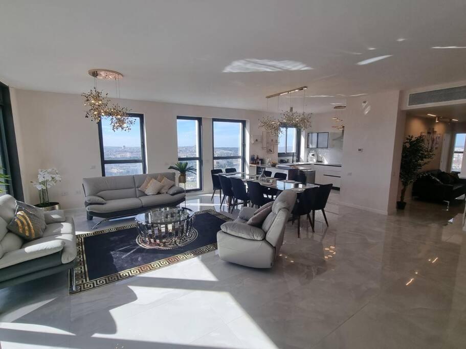 Jtower Royal Suites - The Penthouse - Alefimmoed Jerusalén Exterior foto
